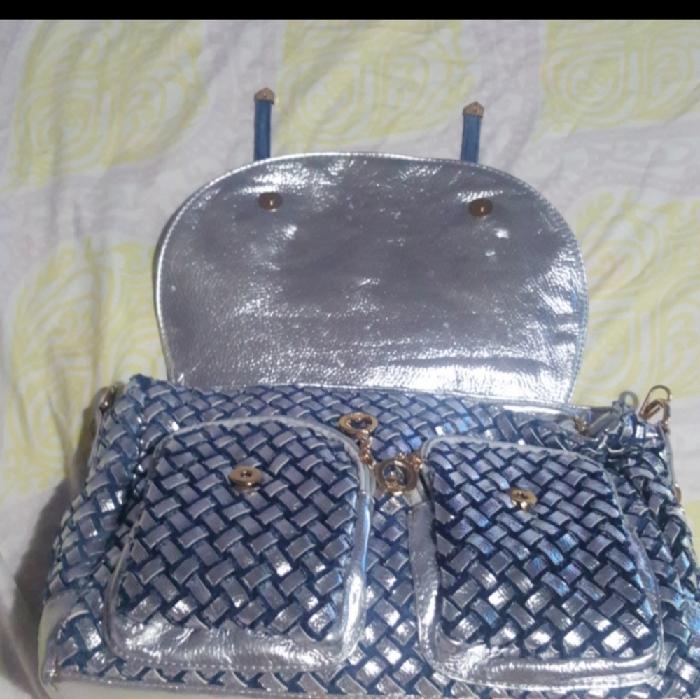 Handbag - Picture 7 of 15